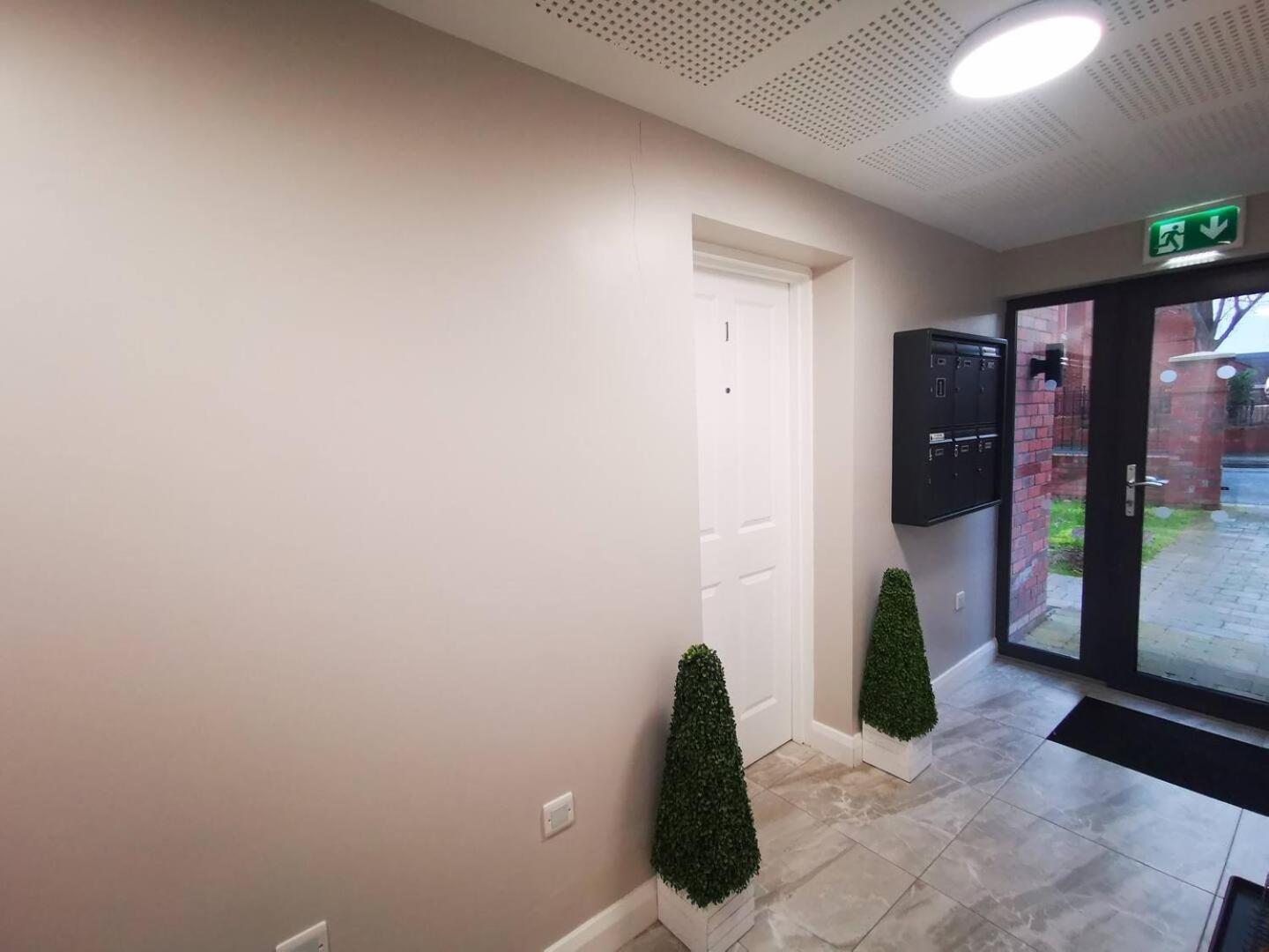 Belfast Central 2 Bedroom Luxurious Modern Stay Buitenkant foto
