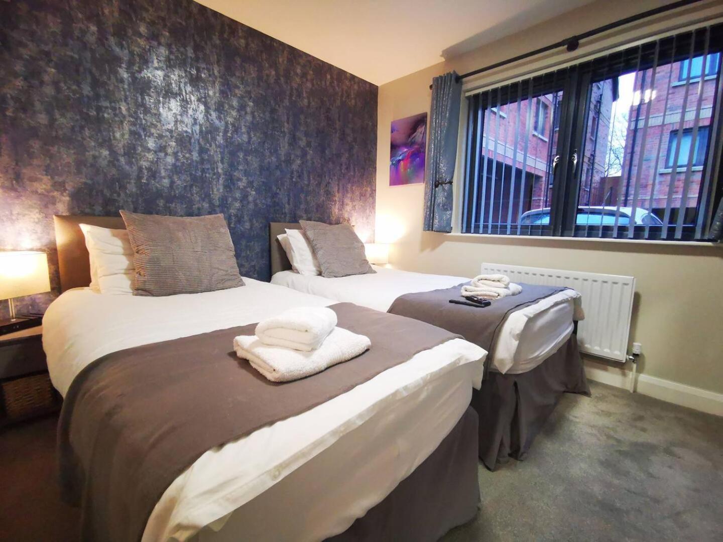 Belfast Central 2 Bedroom Luxurious Modern Stay Buitenkant foto