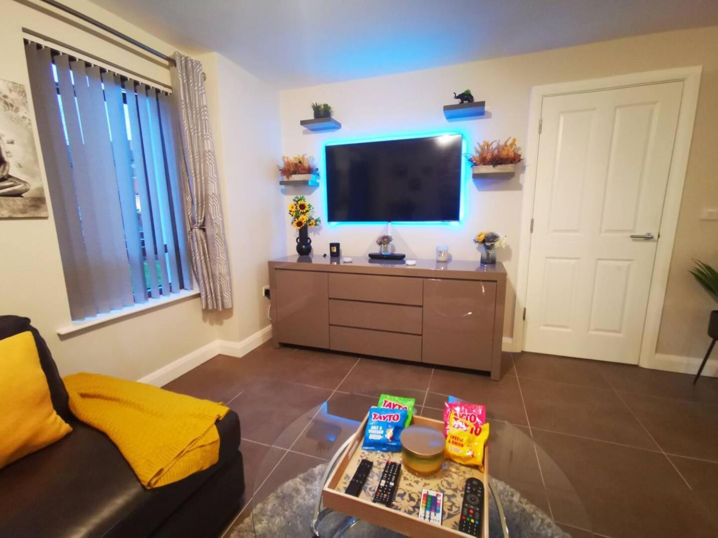 Belfast Central 2 Bedroom Luxurious Modern Stay Buitenkant foto